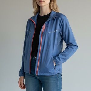 Saucony Women’s Medium Blue Lightweight Flexshell Run Shield‎ Jacket